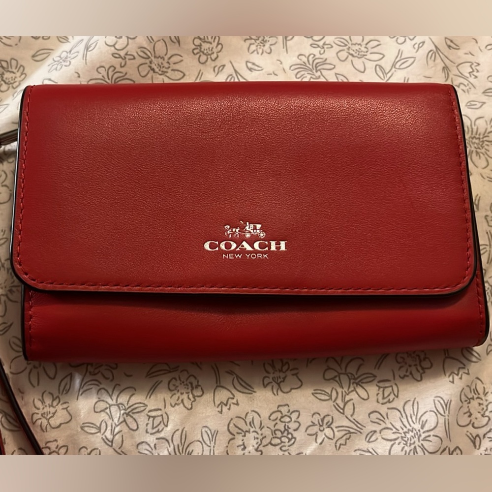 Coach Wallet w/ Phone / Clutch